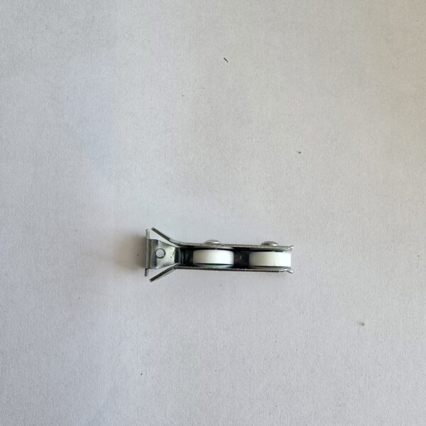Roldana para riel de aluminio con piola - Imagen 2